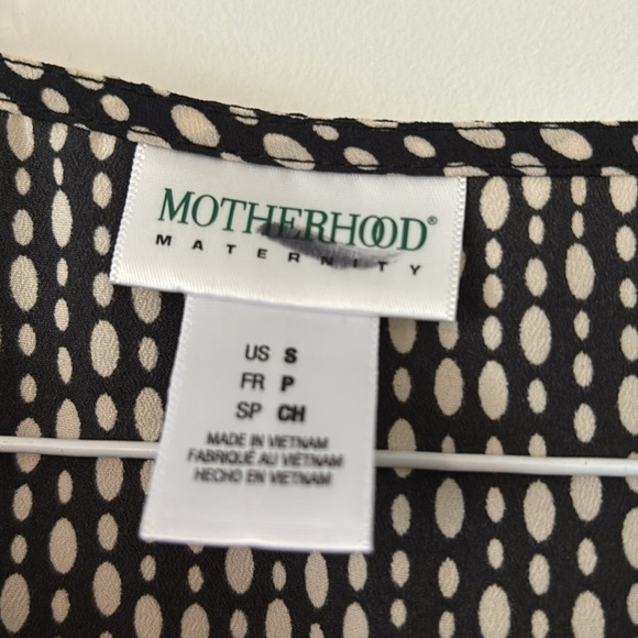 Motherhood Maternity Soft Ruffle Tank Print Shirt with Belt Loop➰ (no belt incl) - Picture 4 of 5